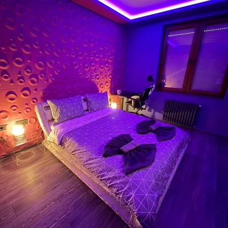 Ibiza Neon 1bdr W Terrace, Workdesk And Paid Parking 아파트 *