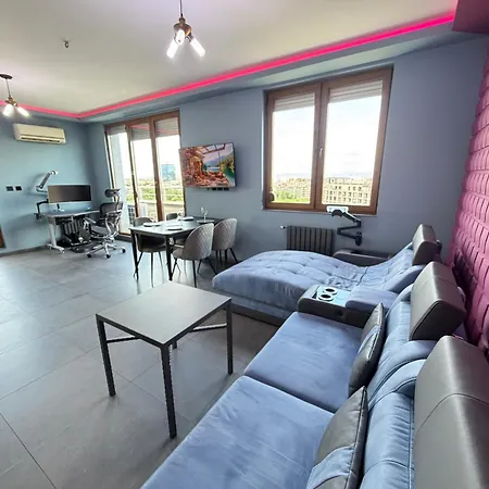 아파트 Ibiza Neon 1bdr W Terrace, Workdesk And Paid Parking