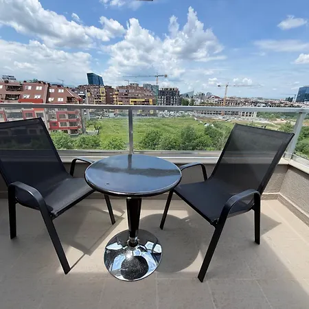 Ibiza Neon 1bdr W Terrace, Workdesk And Paid Parking 아파트 *